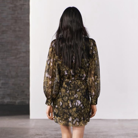 ZARA BLOGGERS’ FAVORITE PRINTED DRESS ZW COLLECTION - Picture 11 of 16